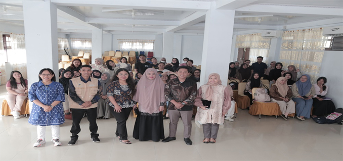 STIFA Pelita Mas Palu Gelar Seminar Sinergikan Teknologi dan Obat Tradisional