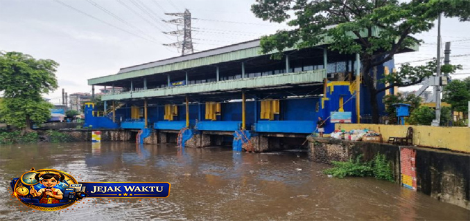 Waspada Banjir, Pos Pantau Pesanggrahan dan Sunter Hulu Siaga 3 Pagi Ini